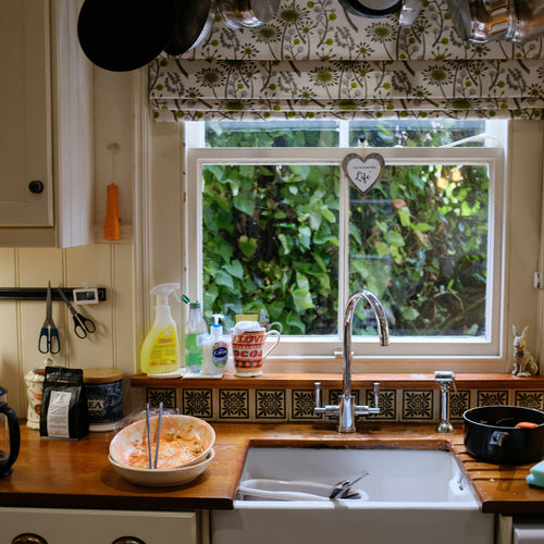 Kitchen with dirty dishes